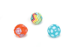 Beeztees Kedi Oyuncağı, Renkli Kumaş Top, 3 Adet, 4cm - 1