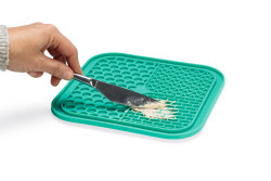 Beeztees Yavru Köpek Yaş Mama Yeme Oyuncağı, Kare Şeklinde, Silikon, Yeşil, 20x20cm - 5